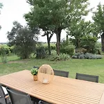 Casa de Férias Les Blancs -Maison De Maitre Entouree De Vignes